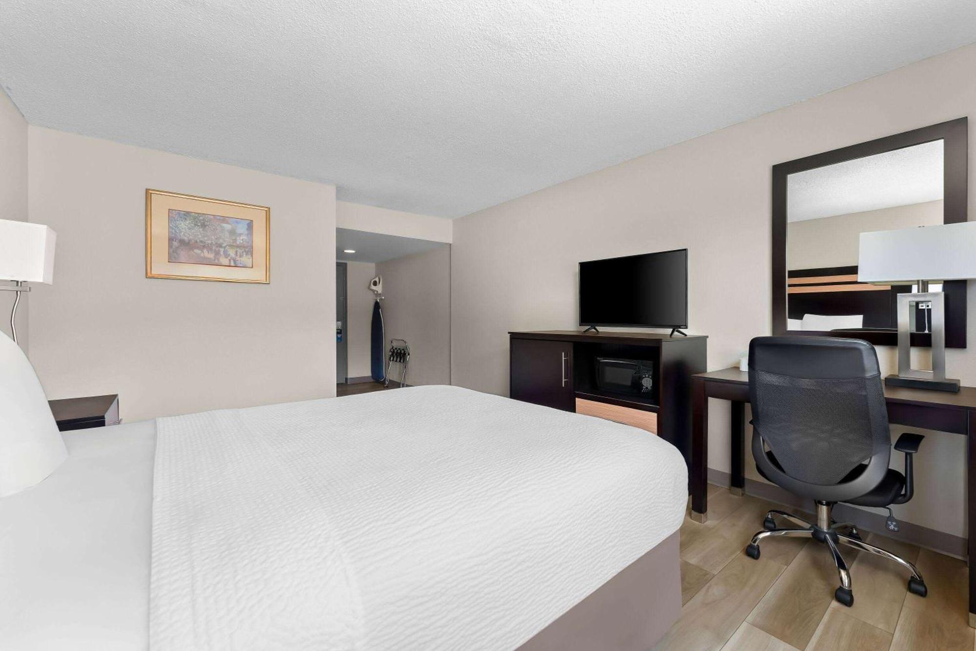 Days Inn By Wyndham Albany Suny Extérieur photo