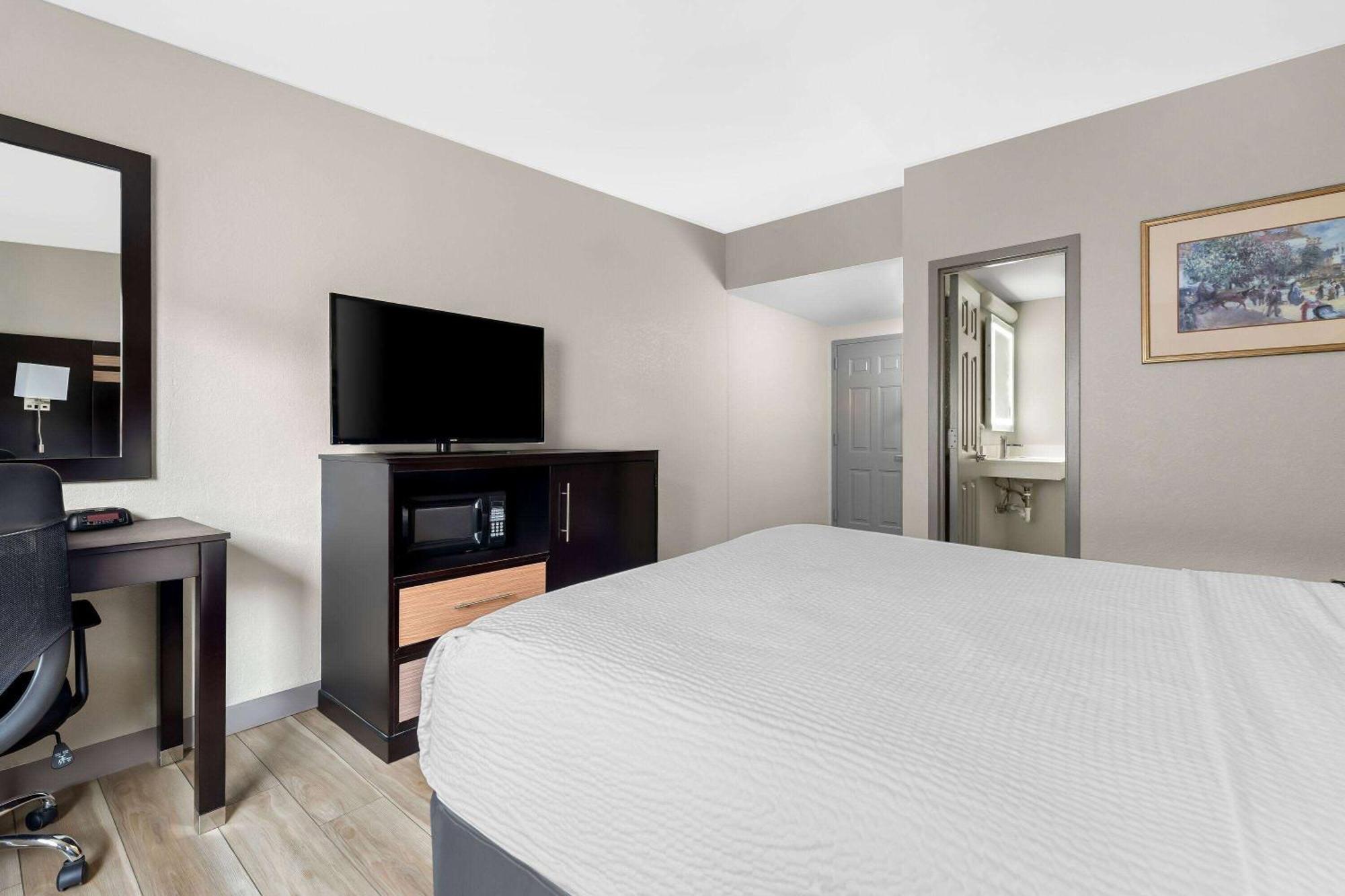 Days Inn By Wyndham Albany Suny Extérieur photo