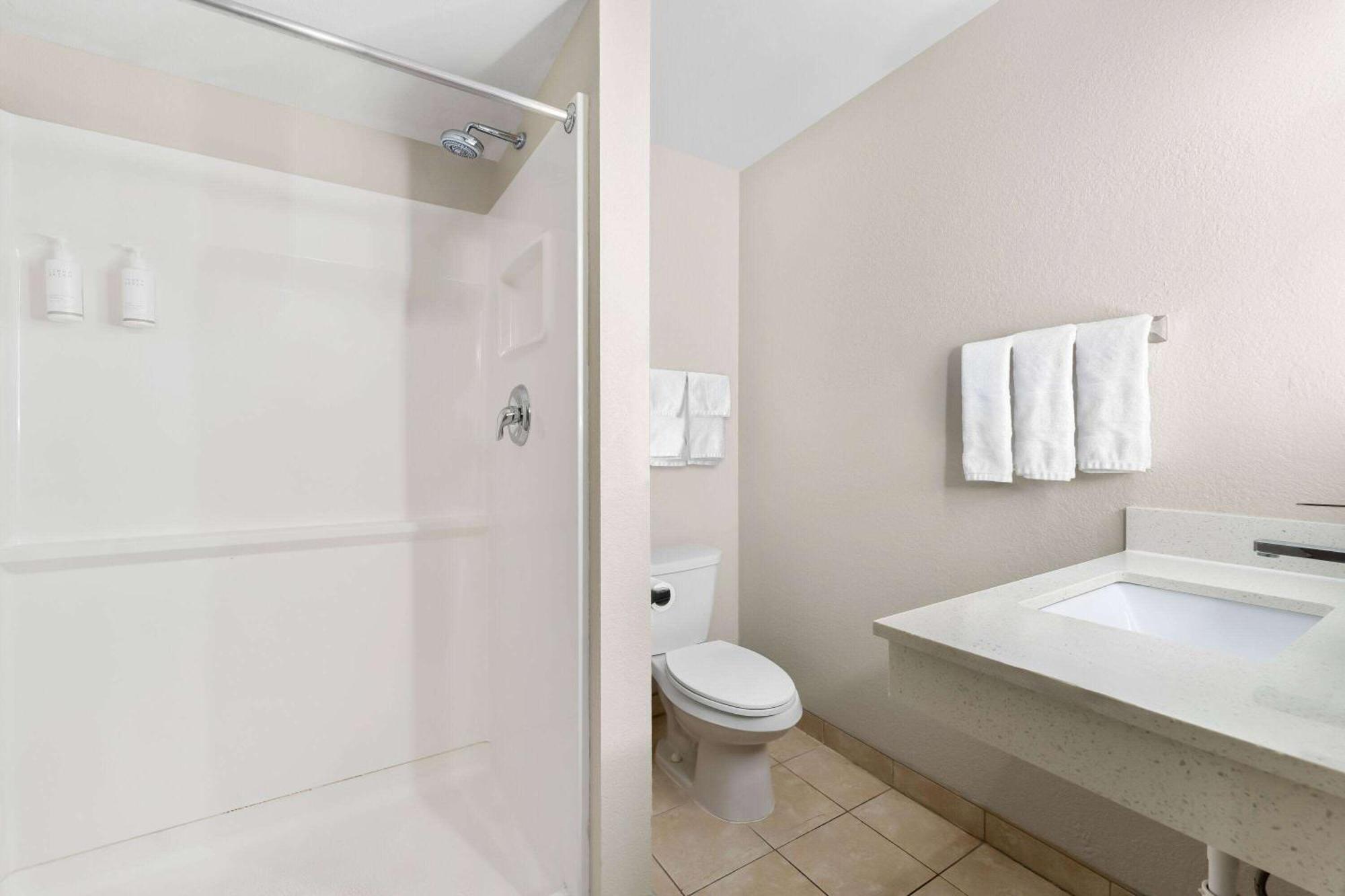 Days Inn By Wyndham Albany Suny Extérieur photo